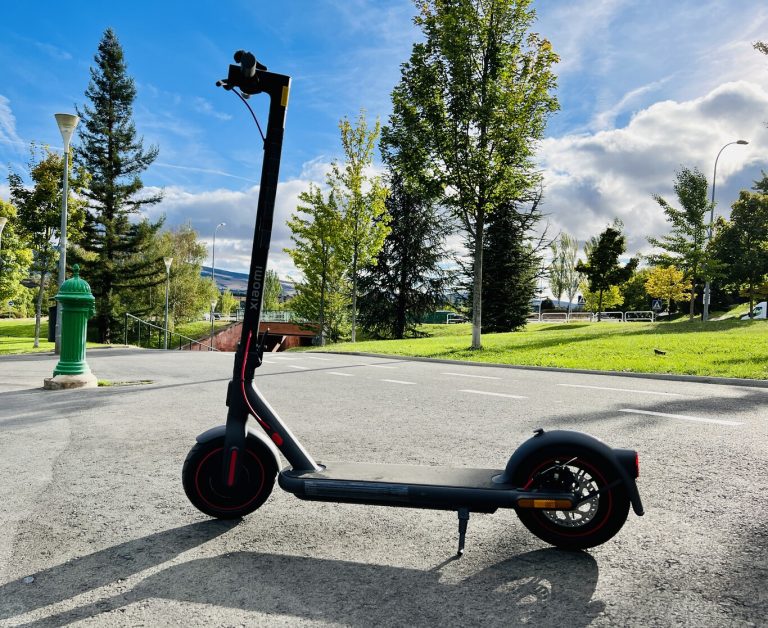 Reseña del Xiaomi Electric Scooter 4 Pro, ¿realmente vale la pena?